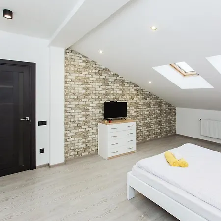 Bvapartments Vip On Kulisha Lviv Exterior photo