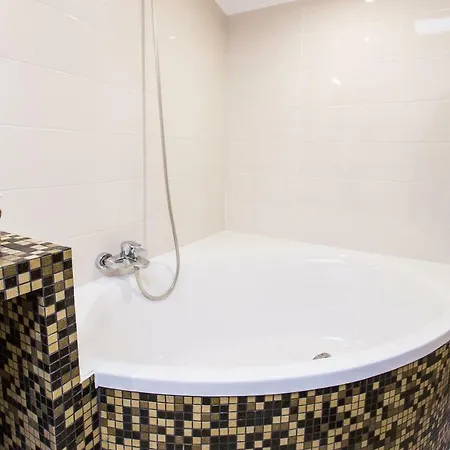 Bvapartments Vip On Kulisha Lviv Exterior photo